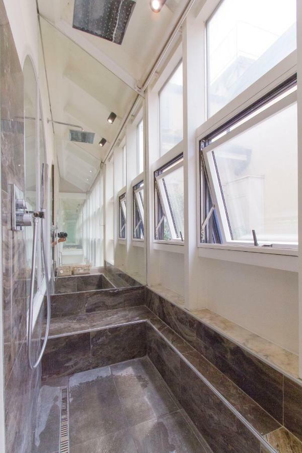 Elegante E Completamente Arredato Apt In Duomo Milano Eksteriør bilde